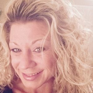 Meet your Posher, Adrienne